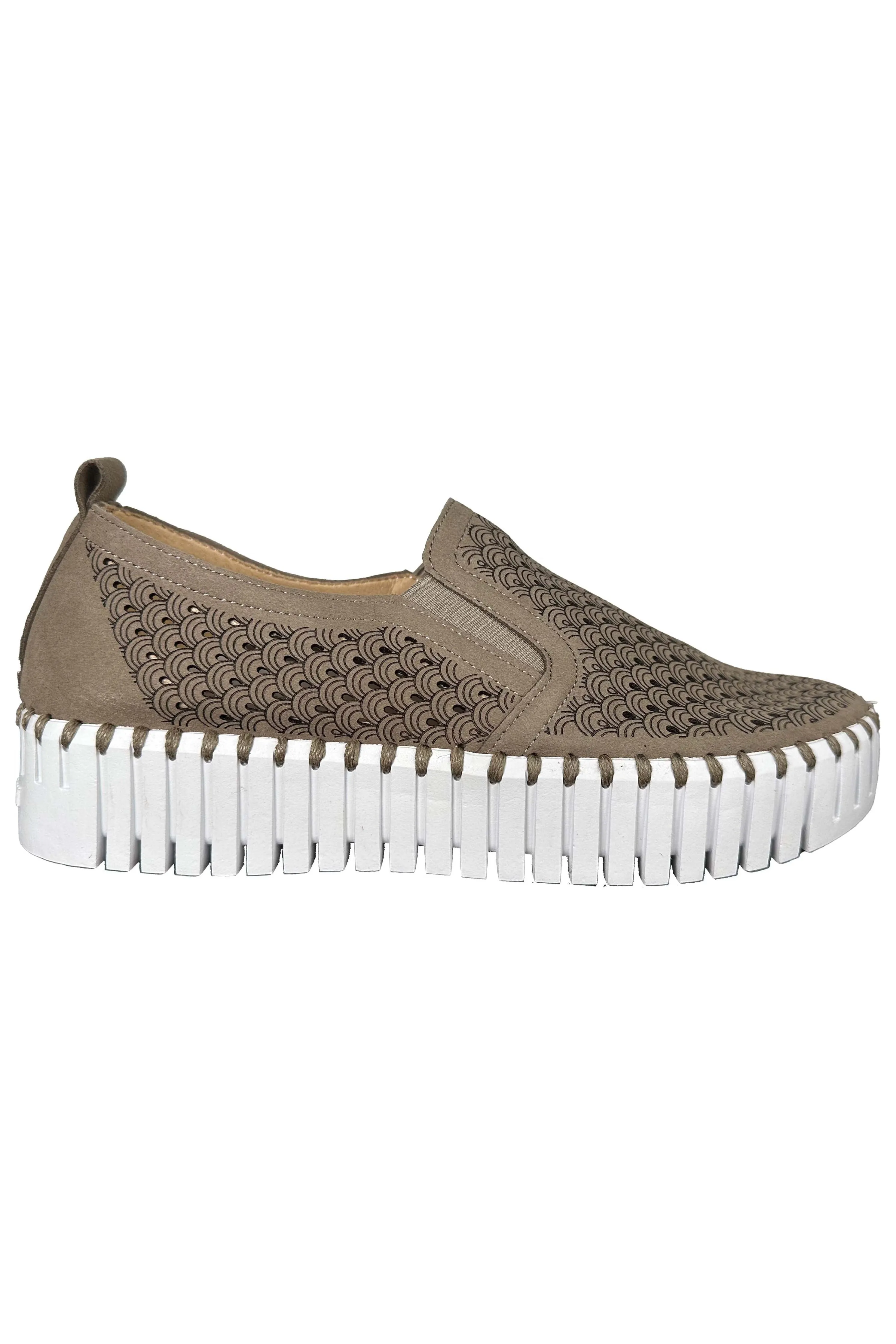 Ilse Jacobsen Hornbæk Tulip 141WOM Platform Sneakers  | Falcon Laser Cut Perforated Sneakers