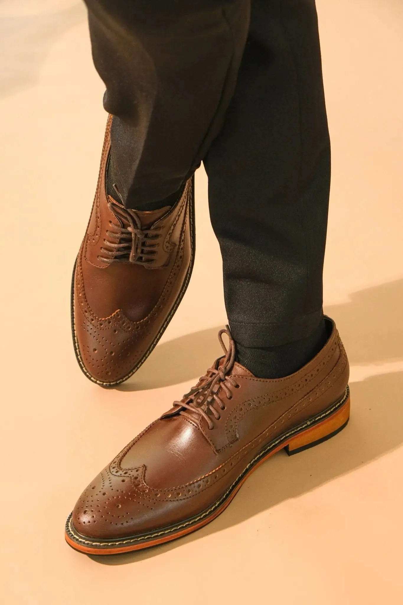 QUEZON Longwing Oxford - Walnut