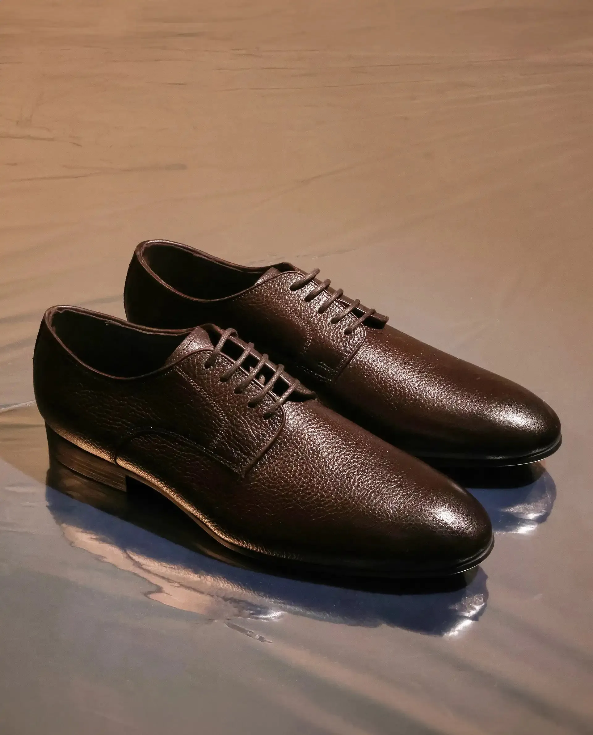 Rare Rabbit Men Wolve Brown Milled Leather Derby Style Lace-Up Formal Shoes