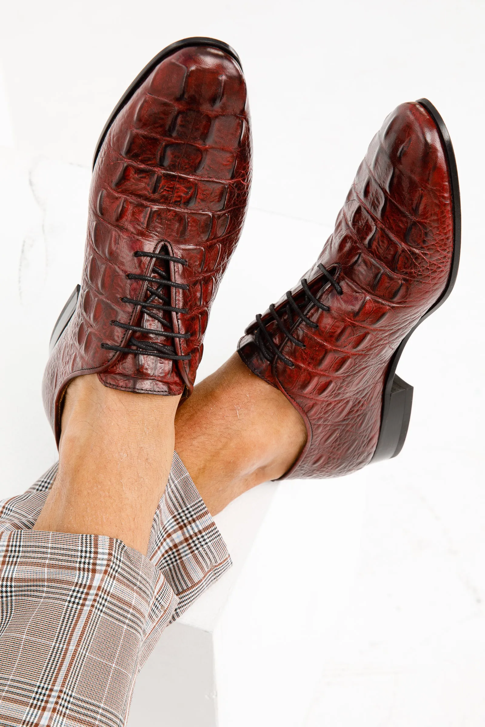 The Randor Burgundy Leather Oxford Men Shoe